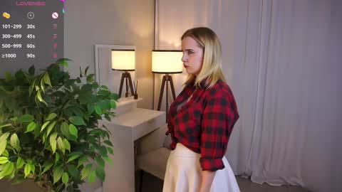 Snapshot of taitechill chatting on October 2, 2025, 11:06 am Jessi online show from October 2, 2025, 11:06 am