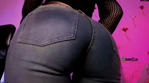 talia_seduce online show from February 28, 2026, 8:43 pm