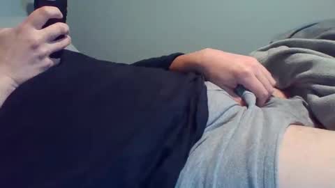 Snapshot of tallguy88444 chatting on April 1, 2026, 12:22 am tallguy88444 online show from April 1, 2026, 12:22 am