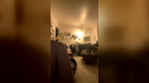 tallhandsomehung69 online show from July 22, 2026, 2:03 am