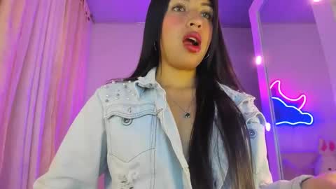 Snapshot of tamara_marquez chatting on April 14, 2026, 8:20 am SOFIA online show from April 14, 2026, 8:20 am