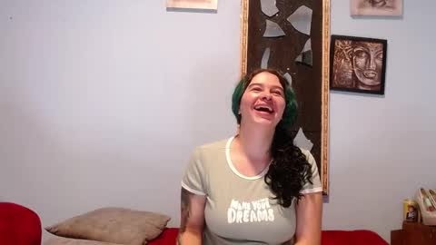 Snapshot of tamara_reyna chatting on April 22, 2026, 9:38 pm Tammy Modelo independiente YEAH online show from April 22, 2026, 9:38 pm