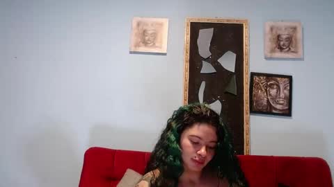 Snapshot of tamara_reyna chatting on April 24, 2026, 8:11 pm Tammy Modelo independiente YEAH online show from April 24, 2026, 8:11 pm