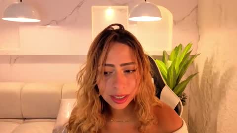 Tamara  online show from February 11, 2026, 7:19 pm