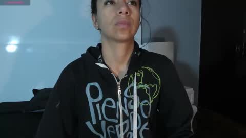 Tamy  online show from November 18, 2025, 12:20 pm