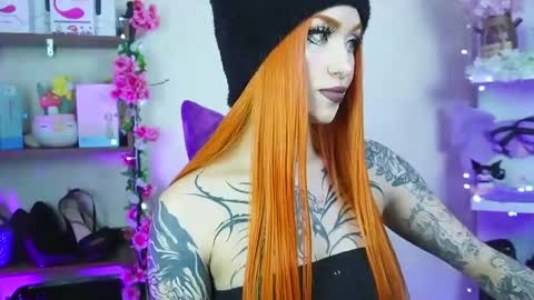 Cami 3 online show from February 10, 2025, 4:41 am