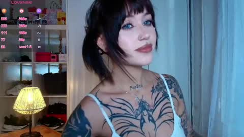 Cami 3 online show from June 1, 2026, 12:29 pm