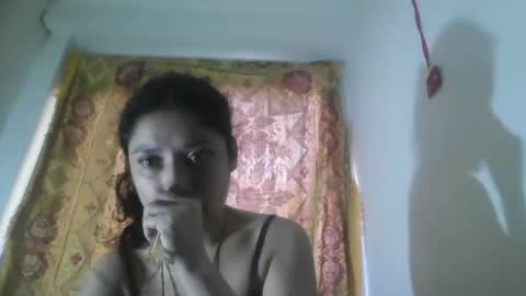 tamaranauthyy online show from December 5, 2024, 2:55 pm