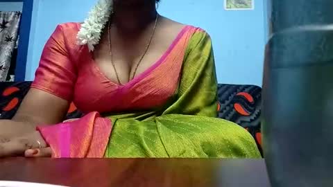 Snapshot of tamilmadhi520 chatting on April 19, 2026, 6:10 pm tamilmadhi520 online show from April 19, 2026, 6:10 pm