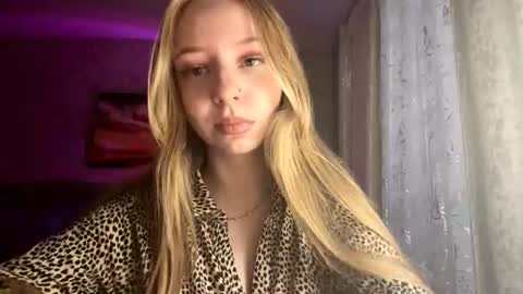 Jenny online show from June 30, 2026, 8:15 am