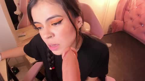 Snapshot of tammy_777 chatting on February 26, 2025, 8:37 am TAMMY online show from February 26, 2025, 8:37 am
