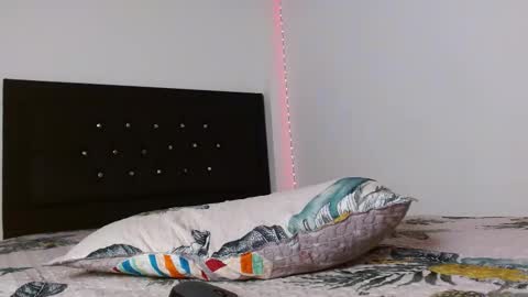 Snapshot of tamy_sexygirl chatting on February 22, 2025, 5:02 am tamy online show from February 22, 2025, 5:02 am