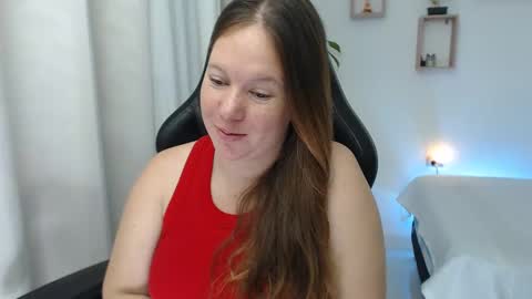 Snapshot of tamy_shine87 chatting on December 29, 2024, 10:14 pm Im Samy online show from December 29, 2024, 10:14 pm