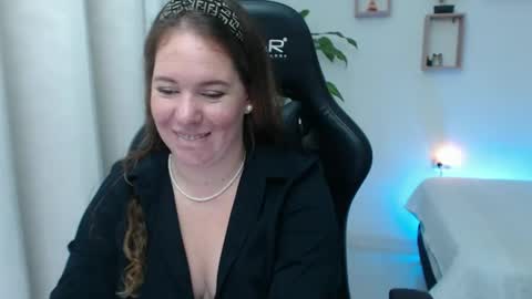 Snapshot of tamy_shine87 chatting on December 31, 2024, 4:49 am Im Samy online show from December 31, 2024, 4:49 am