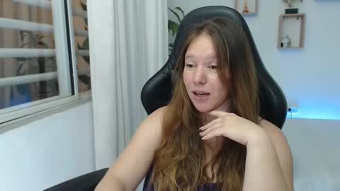 Snapshot of tamy_shine87 chatting on January 5, 2025, 9:15 am Im Samy online show from January 5, 2025, 9:15 am