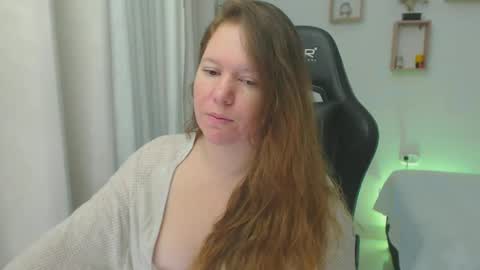 Snapshot of tamy_shine87 chatting on March 3, 2025, 5:09 am Im Samy online show from March 3, 2025, 5:09 am