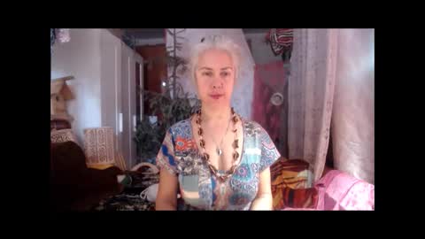 Milena online show from October 14, 2025, 5:30 am