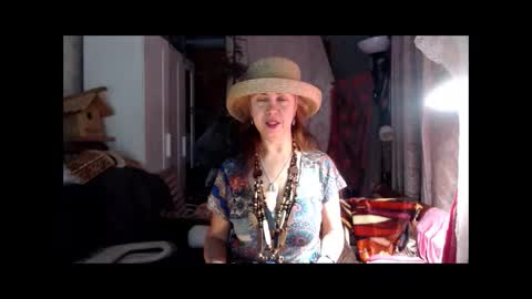 Milena online show from November 28, 2025, 6:43 pm