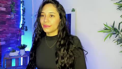 tania06 online show from September 11, 2025, 1:33 pm