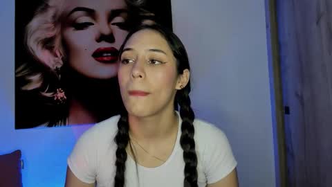 tania06 online show from October 23, 2025, 1:21 pm