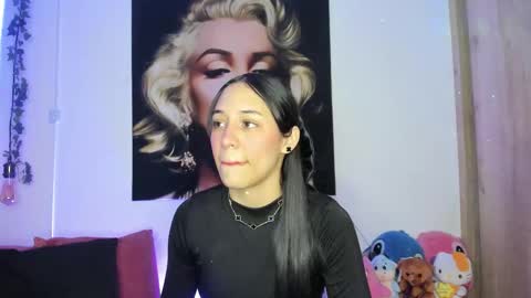 tania06 online show from November 10, 2025, 1:21 pm