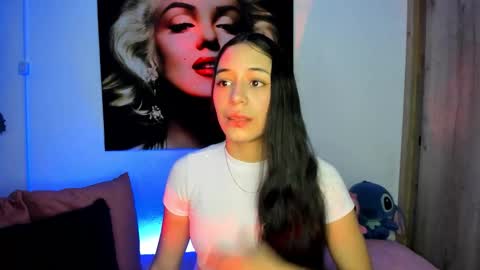 tania06 online show from November 15, 2025, 1:18 pm