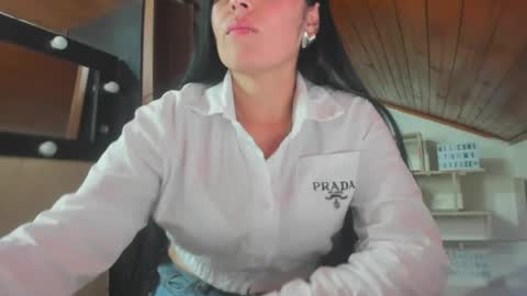 tania online show from January 31, 2025, 8:43 pm