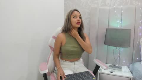 TaniaCarter online show from January 16, 2025, 11:48 am