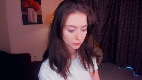 Snapshot of tannaschoeneck chatting on May 16, 2026, 10:36 am Anna online show from May 16, 2026, 10:36 am