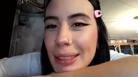 Snapshot of tara_joi chatting on December 5, 2024, 6:33 pm Tara online show from December 5, 2024, 6:33 pm