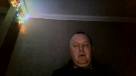 tarasan123 online show from January 4, 2025, 4:44 am