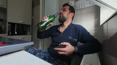 tarkan198 online show from February 6, 2025, 11:10 am