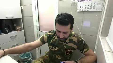 tarkan198 online show from February 27, 2025, 4:32 pm