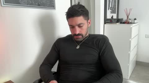 tarquit8 online show from February 15, 2026, 12:36 pm