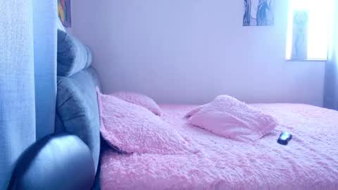 Snapshot of tarra_rios chatting on December 11, 2024, 7:46 pm tara rios online show from December 11, 2024, 7:46 pm