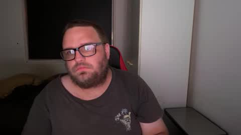 taser_tits online show from April 9, 2026, 5:18 pm