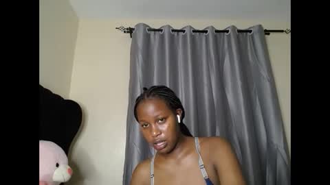 Ireen online show from November 18, 2025, 5:28 pm