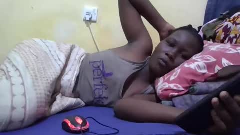 tashacute20 online show from April 29, 2026, 5:52 pm