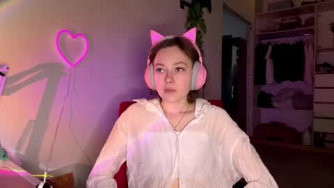 Darlin online show from February 19, 2026, 10:06 pm