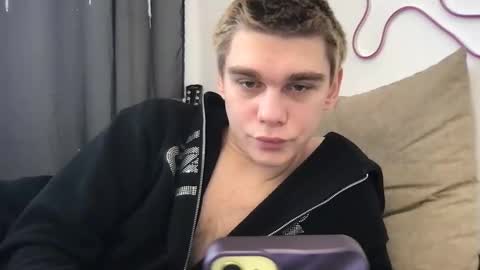 tasteithorny online show from February 27, 2025, 11:41 am