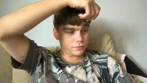 tasteithorny online show from October 4, 2025, 7:17 am