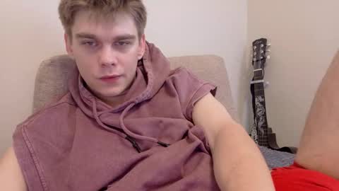 Snapshot of tasteithorny chatting on May 13, 2026, 7:39 am tasteithorny online show from May 13, 2026, 7:39 am