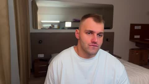 My shows 2100500 UTC3 online show from November 16, 2025, 6:35 pm