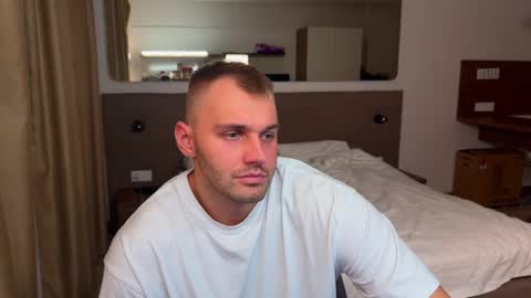 My shows 2100500 UTC3 online show from November 17, 2025, 6:35 pm