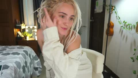 RHEA  pronanciation like Reya   online show from January 10, 2025, 8:29 am