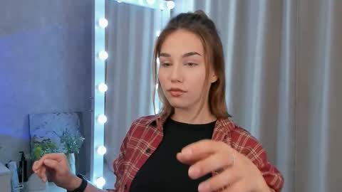 Snapshot of tate_angel chatting on September 14, 2025, 6:18 pm Tate online show from September 14, 2025, 6:18 pm