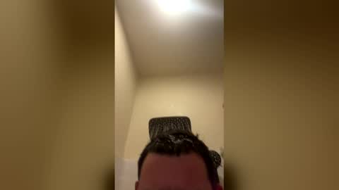 Snapshot of tateperry chatting on December 4, 2025, 8:17 pm tateperry online show from December 4, 2025, 8:17 pm