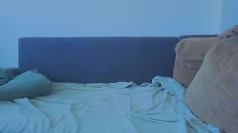 tatiana2224 online show from November 23, 2025, 9:42 am