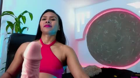 Snapshot of tatiana_branc chatting on December 19, 2025, 9:00 pm Tatiana Br online show from December 19, 2025, 9:00 pm