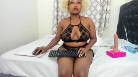 Snapshot of tatiana_storm chatting on February 15, 2026, 8:49 pm tatiana_storm online show from February 15, 2026, 8:49 pm